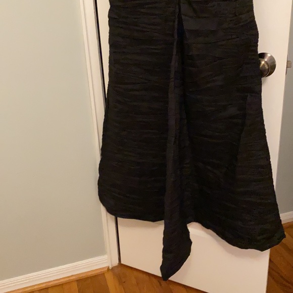 Alex Evenings size 16 trumpet gown with small train.It fits like a 14. - Picture 3 of 6